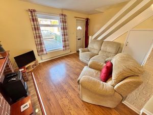 Lounge- click for photo gallery